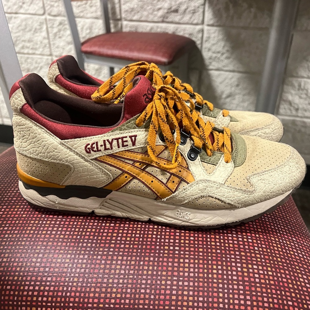 ASICS Gel-Lyte V Cream and Burgundy Sneakers